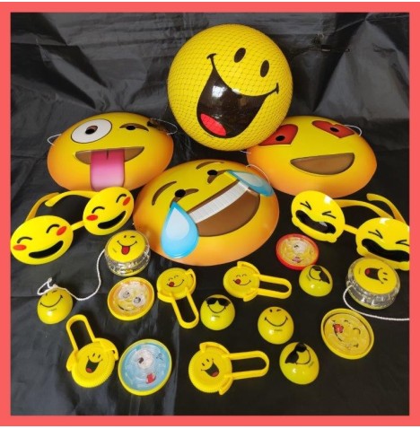 Lot Smiley (20 articles)