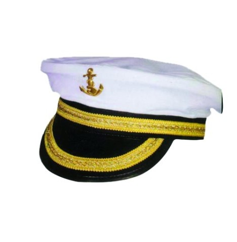 Casquette brodée de capitaine : élégance et autorité maritimes.