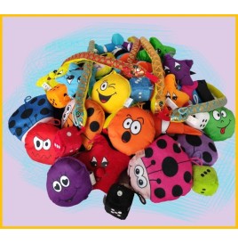50 Peluches  le lot  (10 modèles assortis)