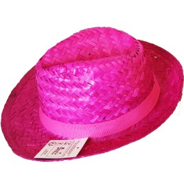 Chapeau en paille style Borsalino : élégance et fraîcheur estivale.