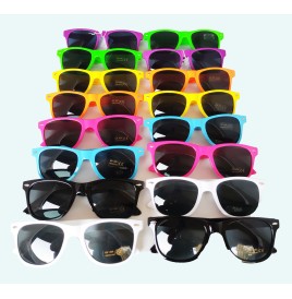 Lot de 16 paires de lunettes colorées : fun et style pour vos soirées