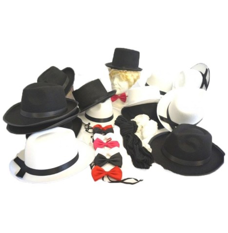 Lot Gentlemen : chapeaux noir et blanc, nœuds papillon,  style chic.