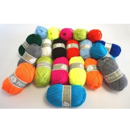 20 Pelotes de laine Assorties   1 kg