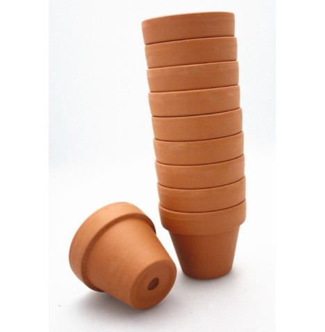 Pot en terre cuite  10.cm