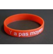 Bracelet silicone rouge '' Y a pas moyen ''