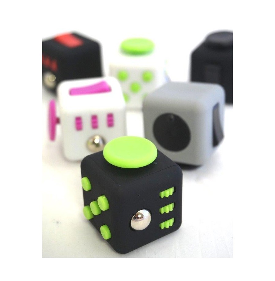 Fidget cube anti-stress (couleurs assorties)