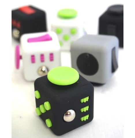 Fidget cube anti-stress (couleurs assorties) - Pêche mixte  pas cher